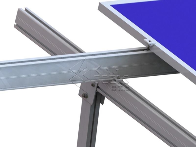 نظام تركيب الألواح الشمسية على الأرض